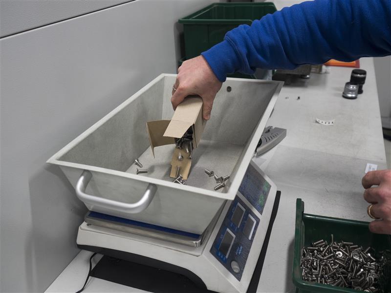 Integrazione bilancia di precisione / contapezzi